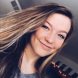 Meet your Posher, Hope